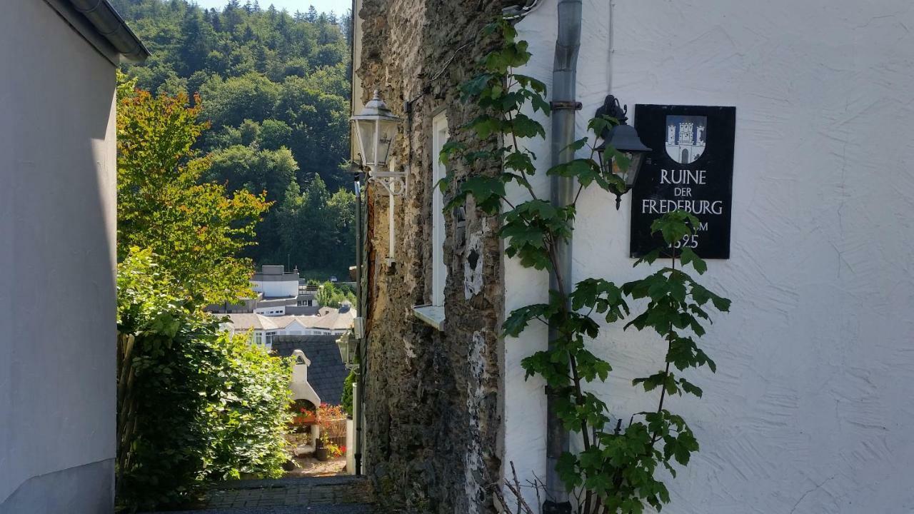 Zur Fredeburg Hotel Schmallenberg Exterior photo